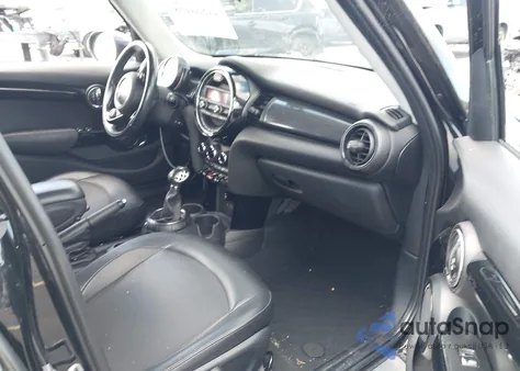 2015 Mini Hardtop Cooper from USA, damaged, VIN WMWXS5C55FT830135